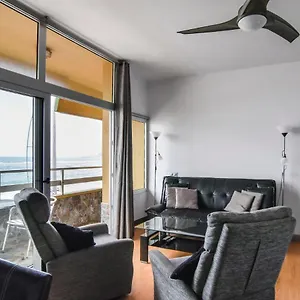 seafront-terrace-apartment-las-canteras-beach.in-canary-islands.com/